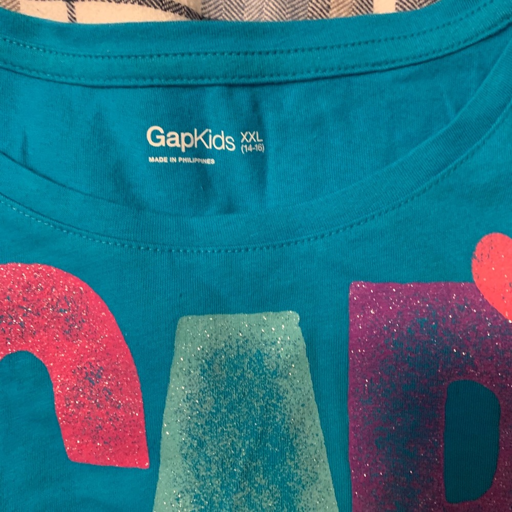 Gap long sleeve shirt